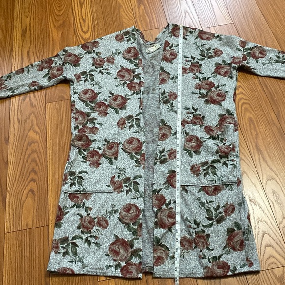 Skonhet women’s feminine floral print long cardigan sweater open front size M - Picture 12 of 14
